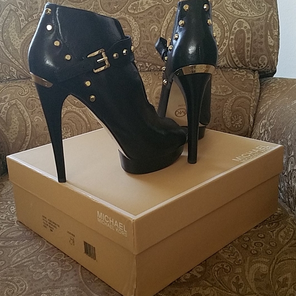 Brand new, never worn, Aileen Open Toe...leather - Picture 3 of 3